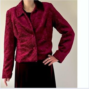 Vintage 1990’s chameleon burgundy textured velvet jacket – short classic cut